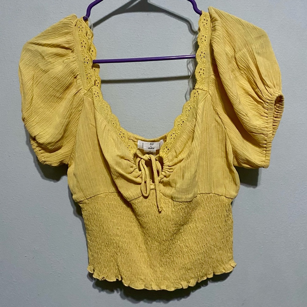 Ivy & Main Yellow Puff Sleeve Women's Top